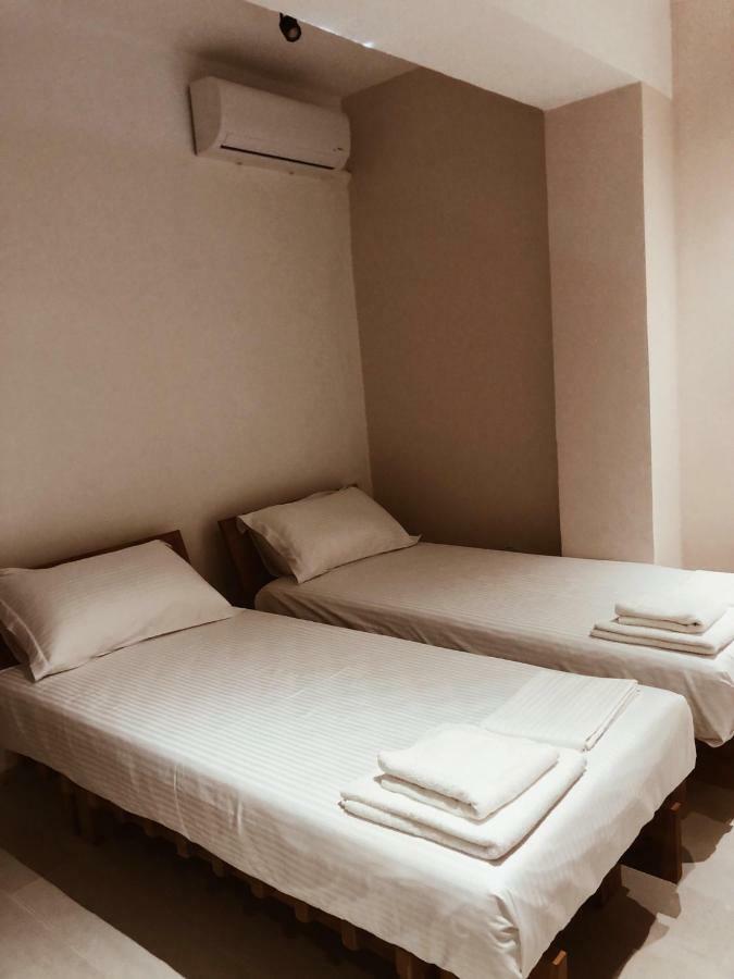 Old Town Hotel Dhërmi Extérieur photo